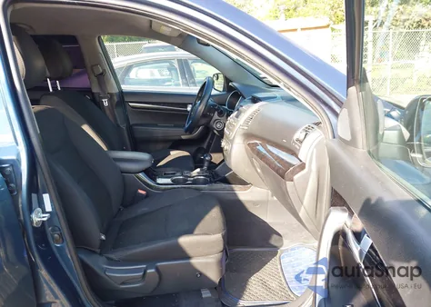 2014 Kia Sorento Lx z USA, uszkodzony, nr VIN 5XYKT3A64EG540926